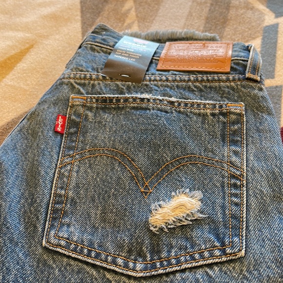 Levi’s premium wedgie fit jeans - Picture 8 of 16